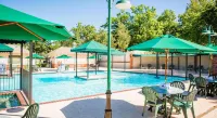 French Quarter Resort - รีสอร์ท