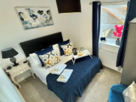 FC Platinum Accommodation Hotels in Watford