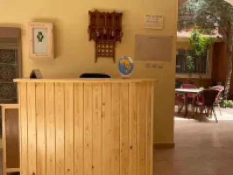 阿布拉招待所 瓦爾扎扎特酒店