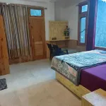 Shesh Besh Guest House & Restaurant - Pensionat