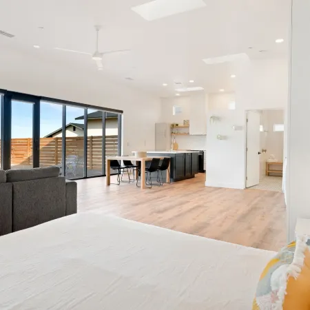 Back Haus - Views, Dark Skies and Fire Pit! 1 Bedroom Home by RedAwning