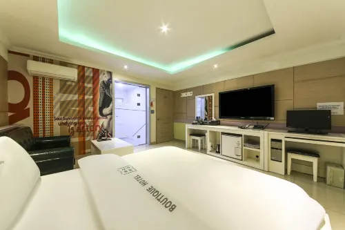 โรงแรมวาวา - โมเทล