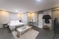 Iksan Hotel Intro