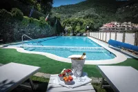 Manuelina Taste Hotel - Pools