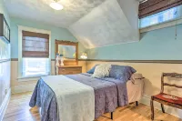 Walk to Dtwn: Historic Gem w/ Deck in Rapid City - Alojamientos