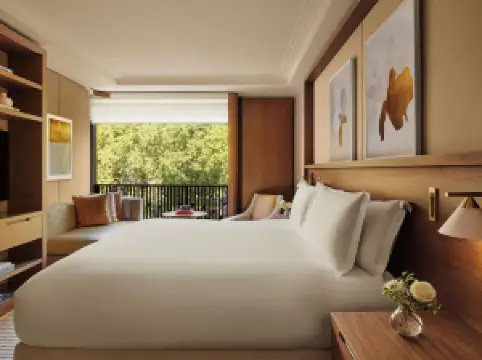 艾默裏酒店，梅伯恩酒店系列