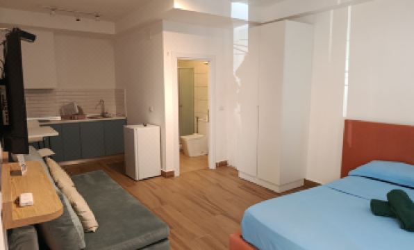 Nolo Rooms and Suites