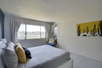 15 Mi to San Diego la Mesa Townhome