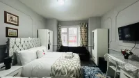 Heathrow roomzzzz B&B - Bed and Breakfasts