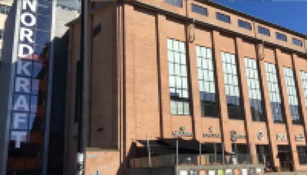 Crimson Autumn Suites JP