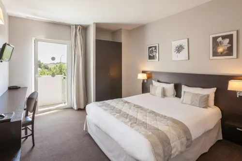 Hotel Alienor - Parkplatz
