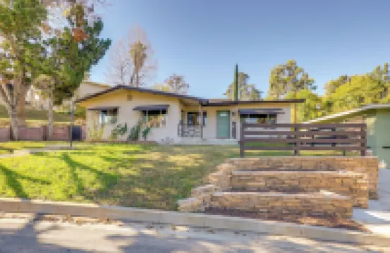 1 Mi to Llumc! Loma Linda Home w/ Shared Patio