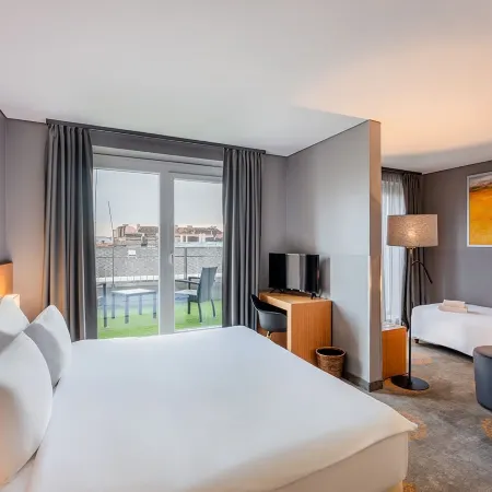 Hotel Museum Budapest Отели рядом с достопримечательностью «Станция метро Corvin-negyed»