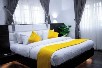 TOVIA HOTEL AND SUITES Отели в г. 