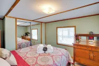 Cozy Catskills Home w/ Pond on 2 Acres! - Wifi