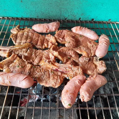 Hospedagem Chapeu Virado