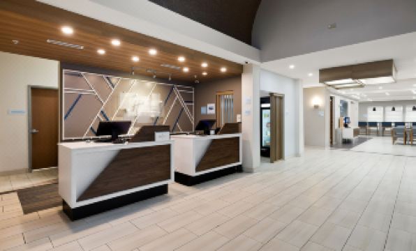 Holiday Inn Express & Suites Jourdanton-Pleasanton by IHG