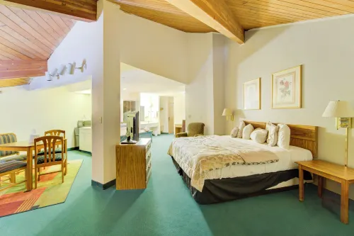 Capital O Amerihost Inn and Suites Mexico Hwy 54 MO - Wifi