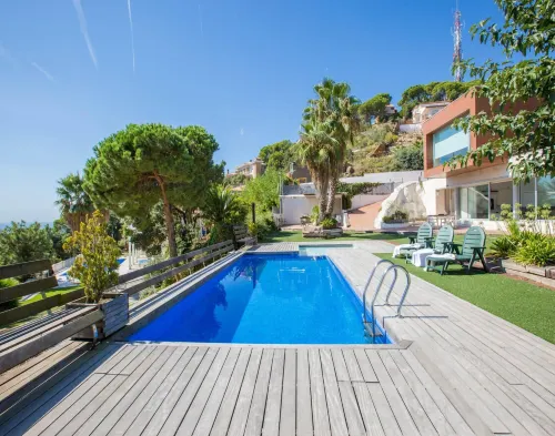 4-bedroom Villa in Lloret de Mar - Villas