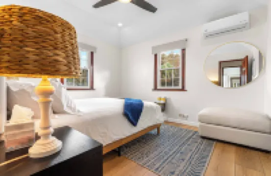 藍水 薩默塞特酒店