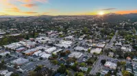 Walk to Downtown Paso & Sip Local Wine Under the Stars Casa Robles by Avantstay