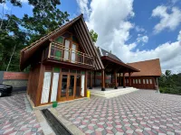 Domah Afi Villa Dlingo