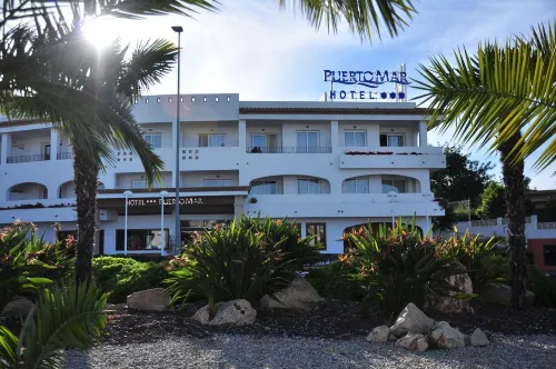 Hotel Puerto Mar - parking