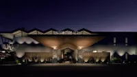 Caravan Court Hotel