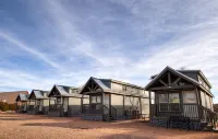 Luxury Tiny Homes - Deluxe King Room - Homestays