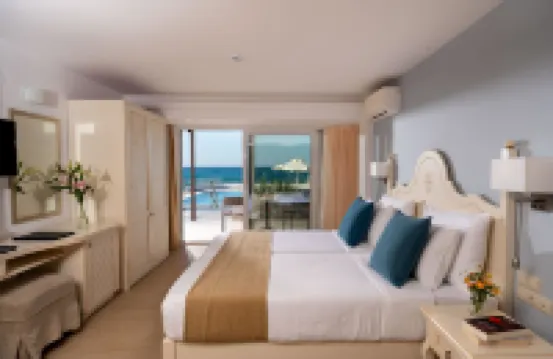 Alexander Beach Hotel & Village Resort