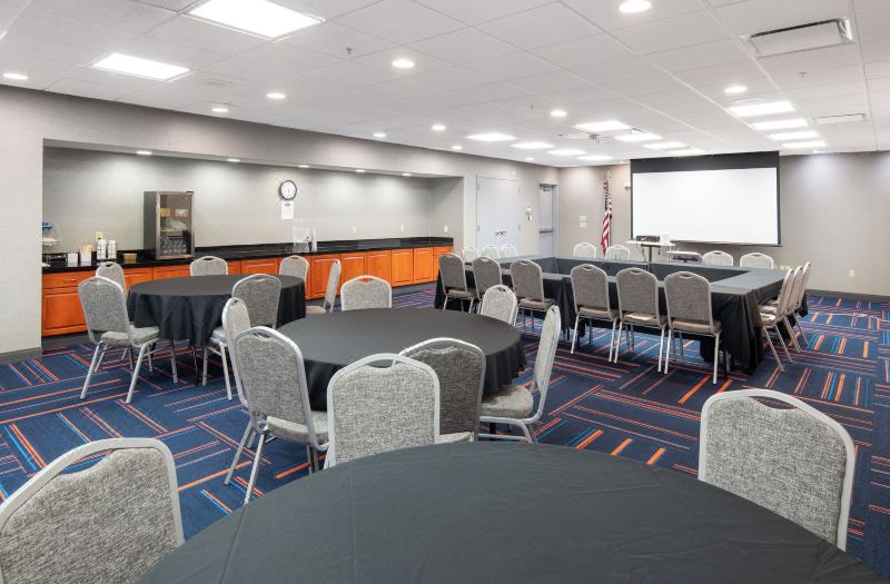Hampton Inn Omaha West-Lakeside photo 5