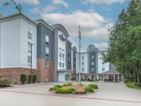 Candlewood Suites 休斯頓（該伍德蘭斯） 伍德蘭市酒店