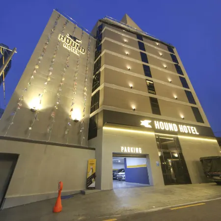 Dongnae Hound Hotel Sajik Minam Station