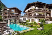 Huber's Boutique Hotel - Pools