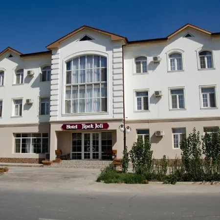 Jipek Joli Hotel