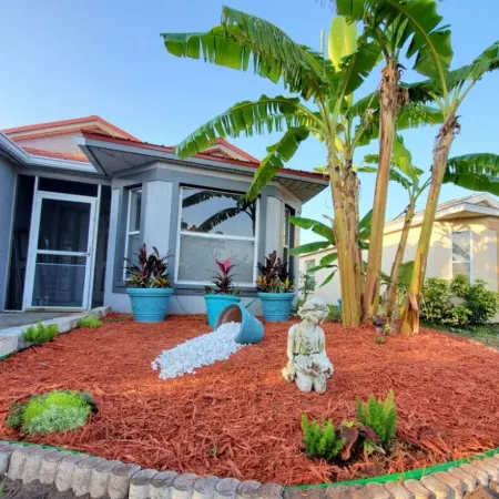 Endless summer in beautiful house with heated pool