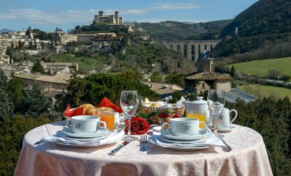 Albornoz Palace Hotel - Housity