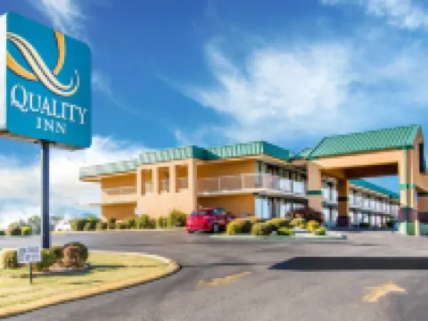 Quality Inn Dyersburg I-155 Hotels in Dyer County