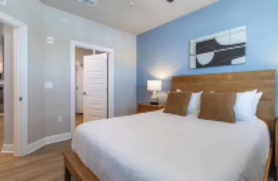 Landing Apartments Near North Okaloosa Medical Center