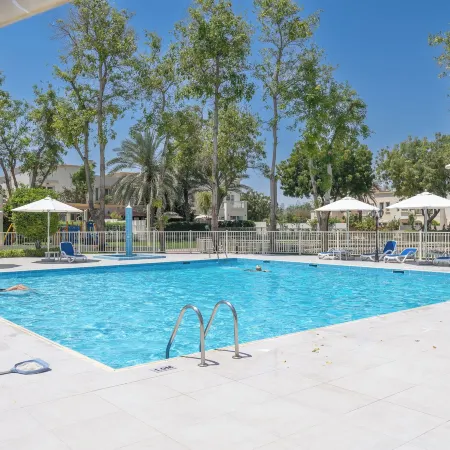 Vogue | Springs Villa Emirates Hills Close to Mall of the Emirates | Ski Dubai