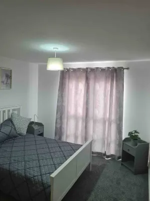 Gorgeous Marina 2 Bed Apartment - Apartments