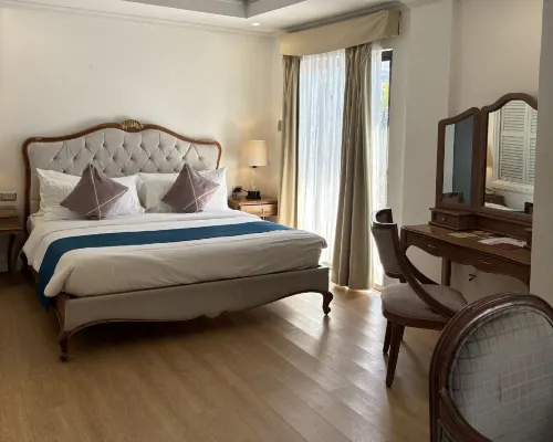 Queen Margarette Hotel Lucena - Main Hotels in Quezon