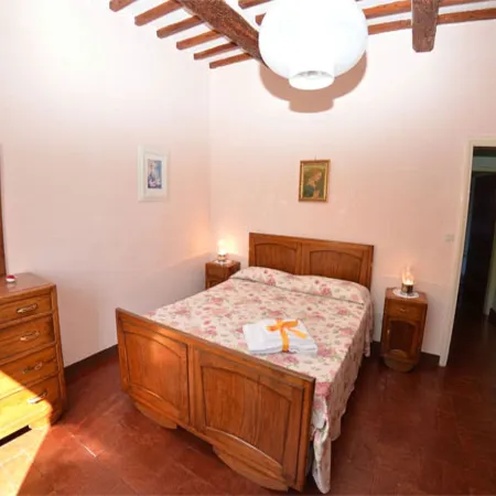 House in Ciciana with Pool and Scenic Views