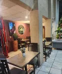 Mariposa Hotel - parking