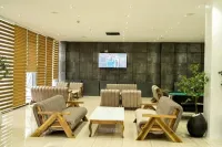 Julirose Hotel And Suites - 2-Star