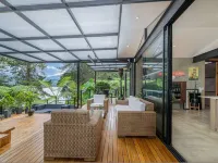 Amazing Private Jacuzzi Juanitolaguna Luxury House Hotels in Retiro