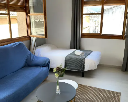 Nest Flats Plaza del Carmen Hotels in Granada