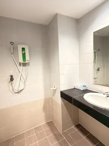 รูปภาพของCharming Suite with Balcony and Patong City View