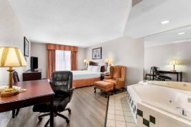 Country Inn & Suites by Radisson, Hot Springs, AR