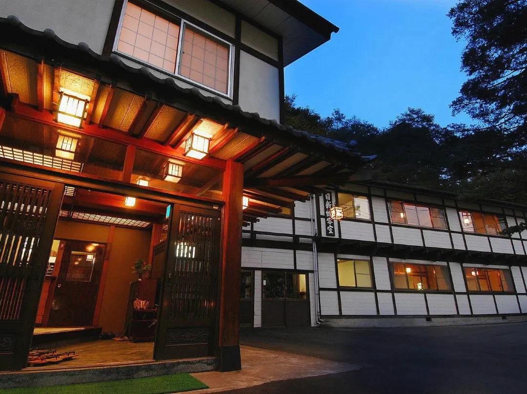 Kusatsu Onsen Nisshinkan - Kusatsu